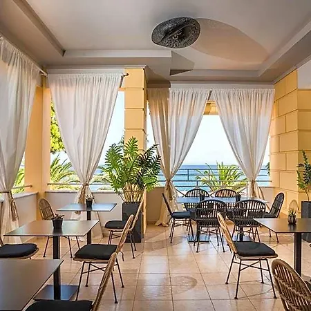 Hotel Makis 3*